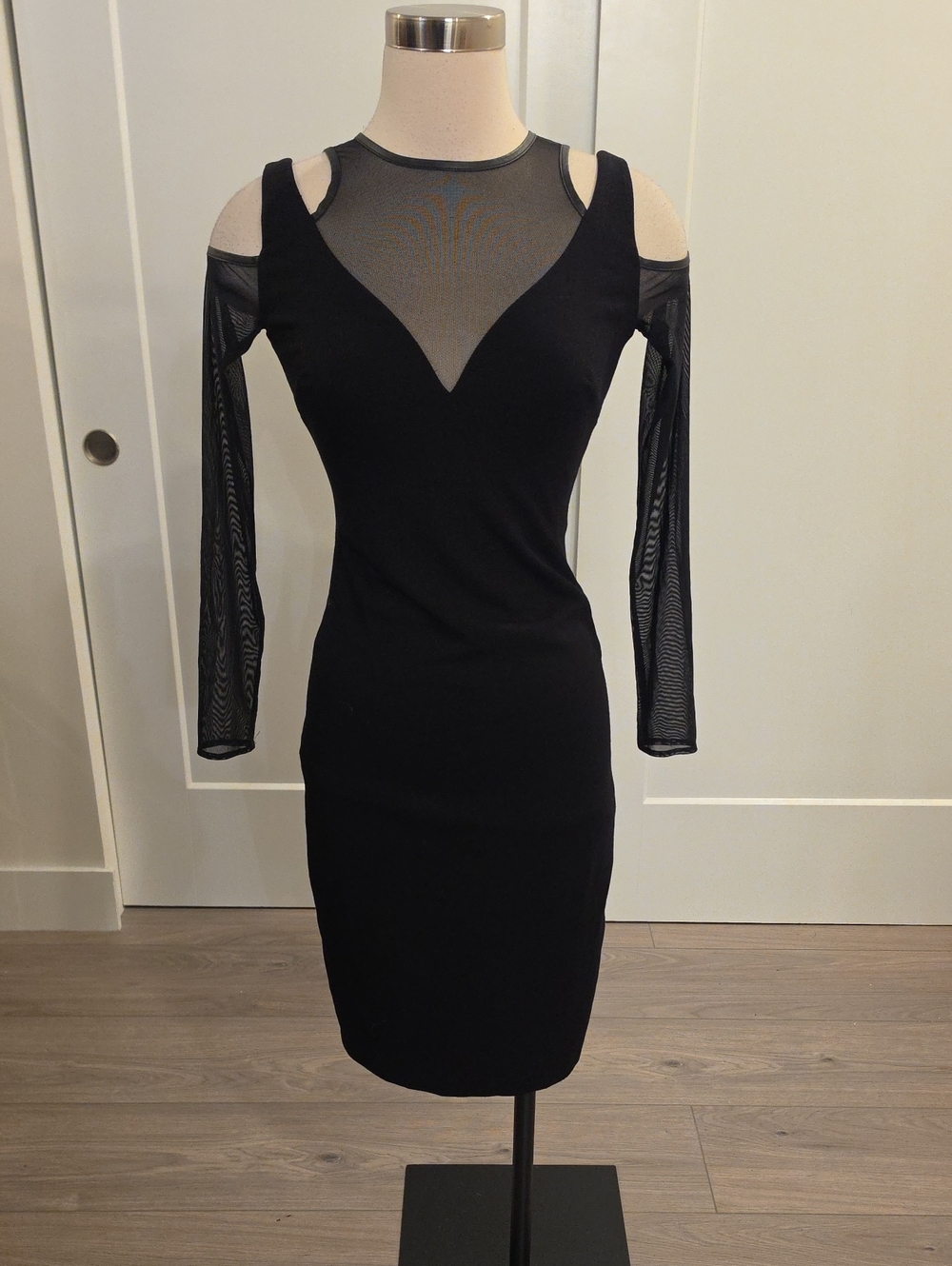 Bailey 44 Black Cold-Shoulder Mesh Bodycon Dress size XS new with tags